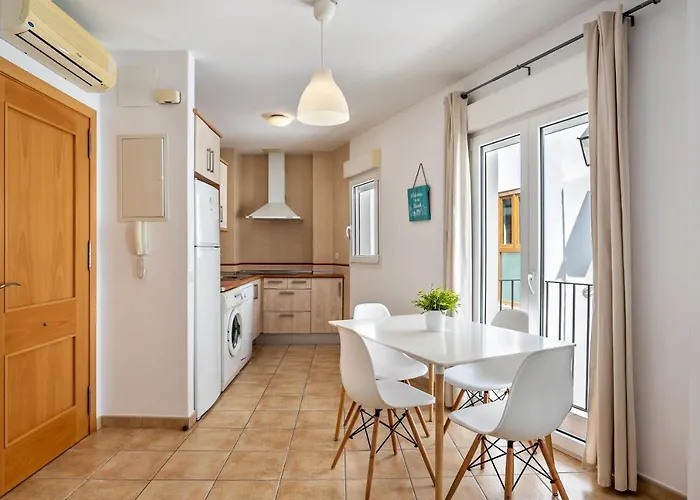 Casa Señores Cura 1 - Solo Familias