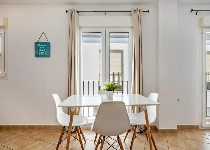 Casa Señores Cura 1 - Solo Familias *