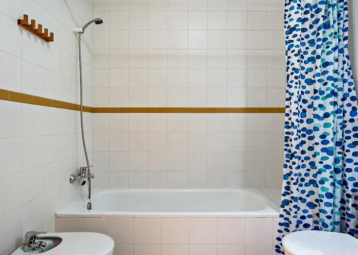 Casa Señores Cura 1 - Solo Familias *